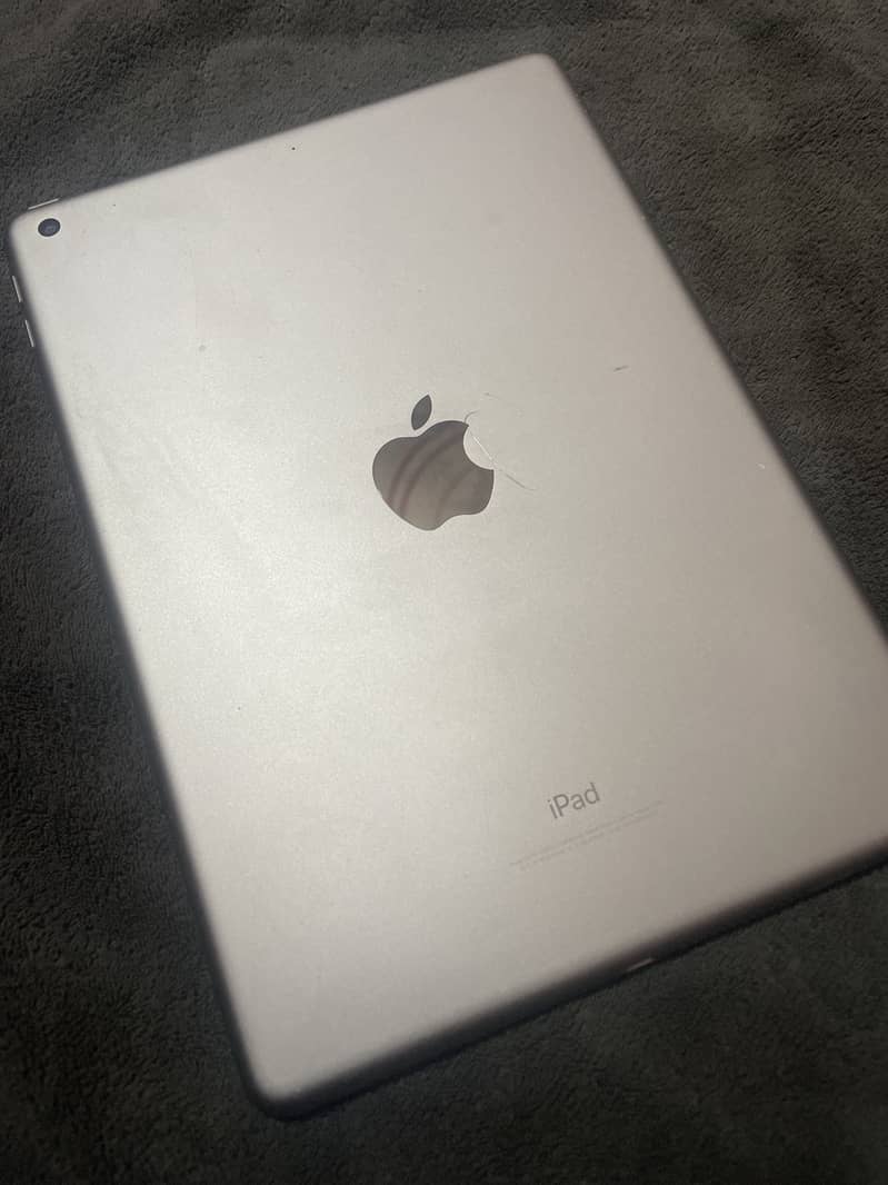iPad 6th Gen 4