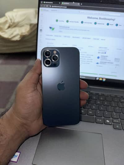 Apple iPhone 12 Pro