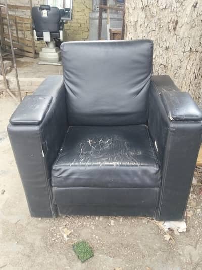 Manicure pedicure sofa for sale 03052396524