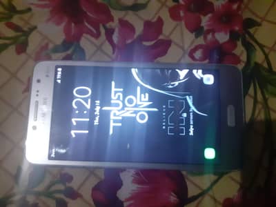 Samsung Galaxy j 2