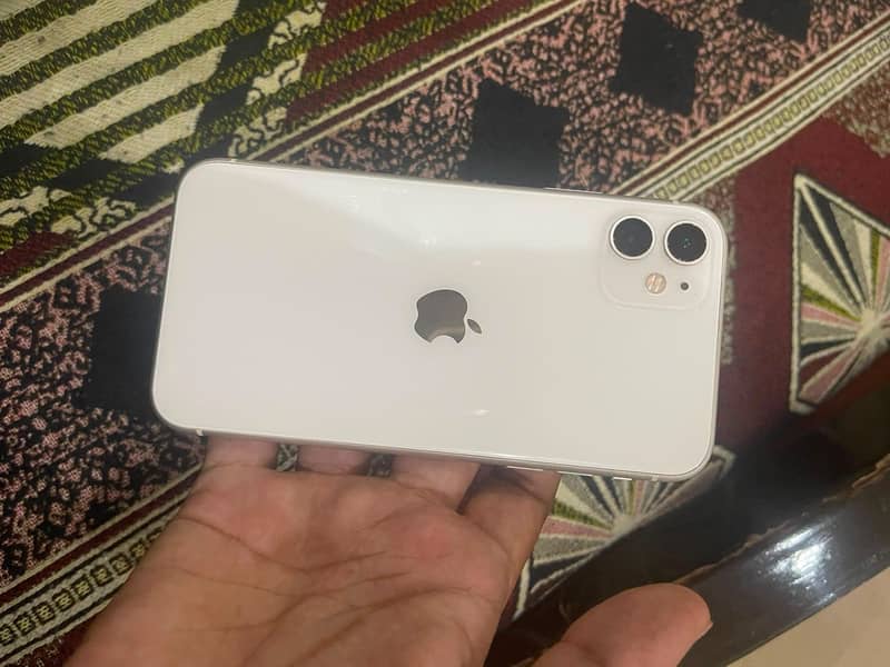 Apple iPhone 11 1