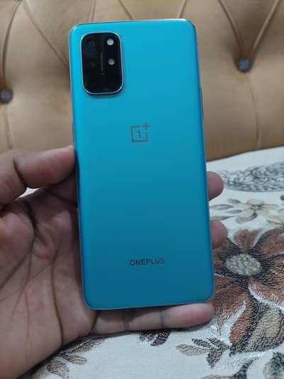 one plus 8t 12.12/256GB 1 Sim working all network 10/10 condition
