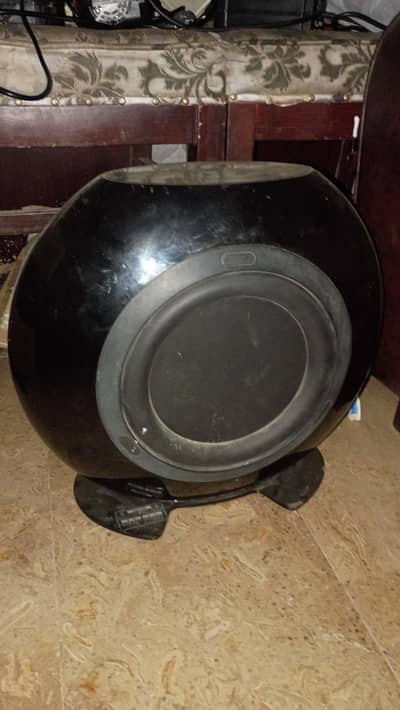KEF SUBWOOFER 200W MAX LOAD 250W NEVER OPEN NO REPAIR