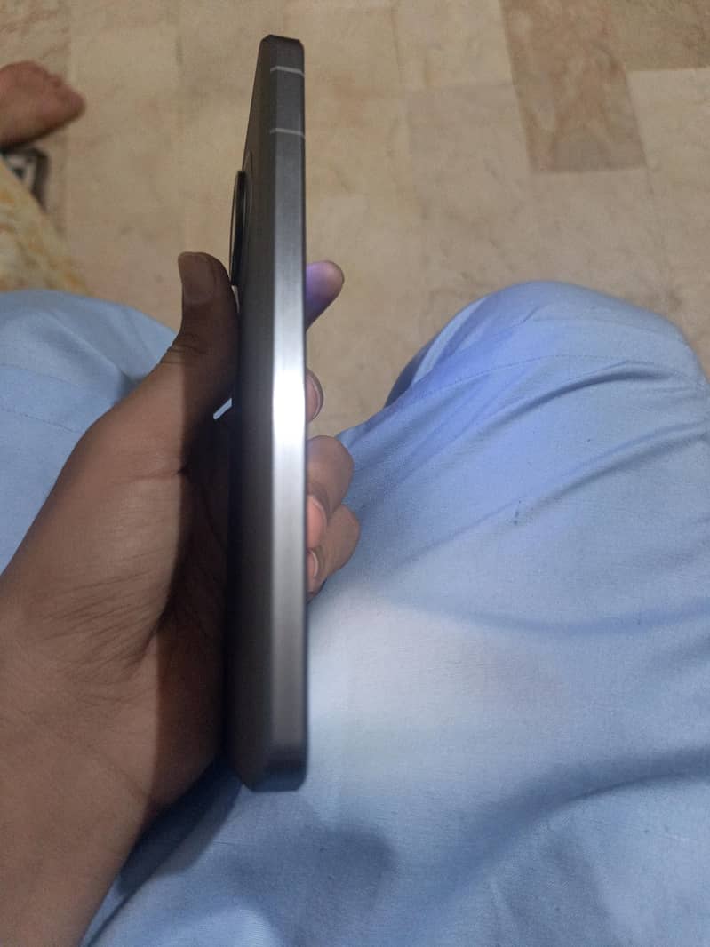 Sharp Aquos R7 2