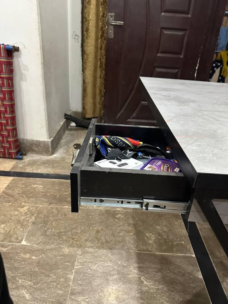table for office work 5
