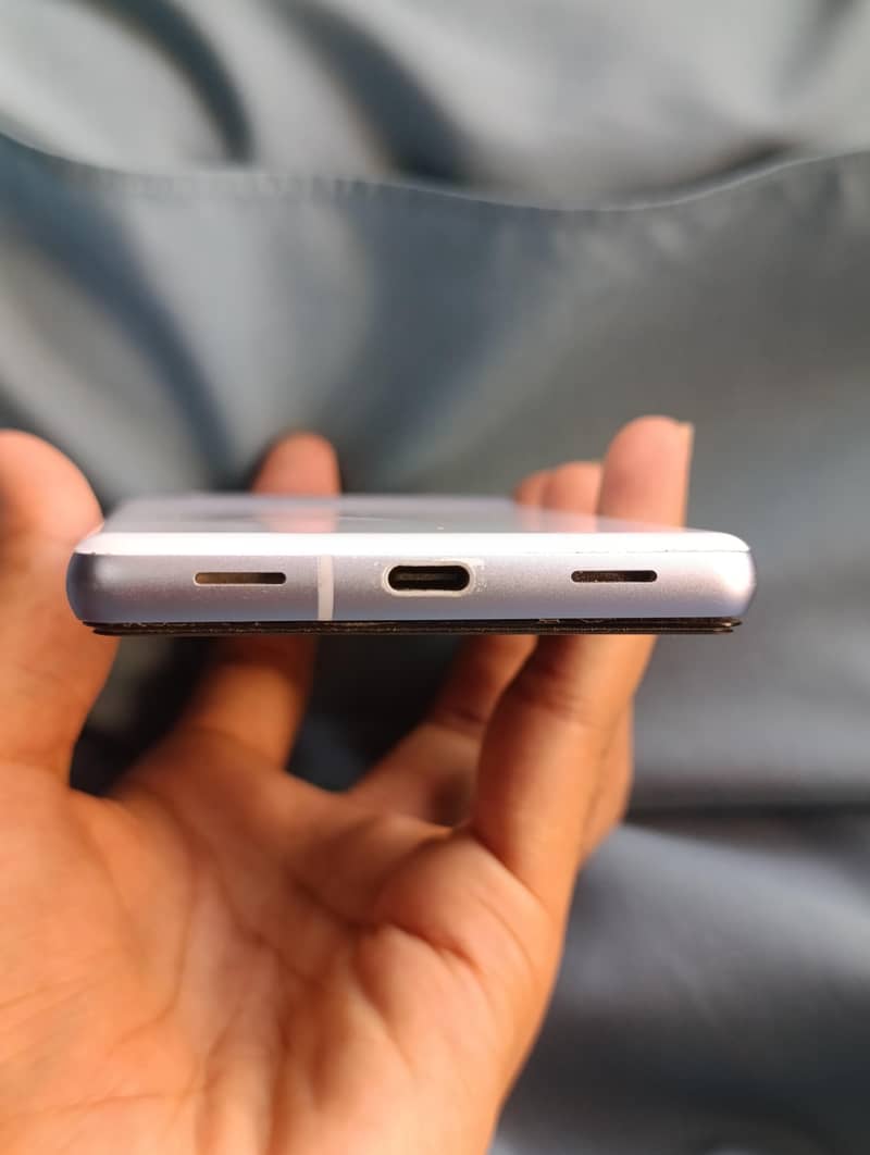 Google Pixel 7a 3