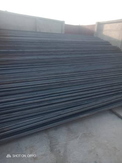 Scaffolding Pipes and Clamps