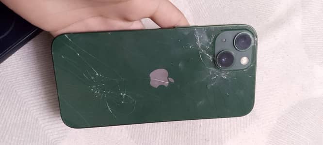 Apple iPhone 13
