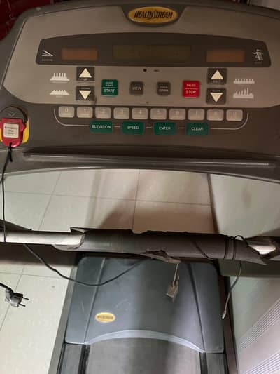 Healthstream treadmill Everything is functional  Incline working