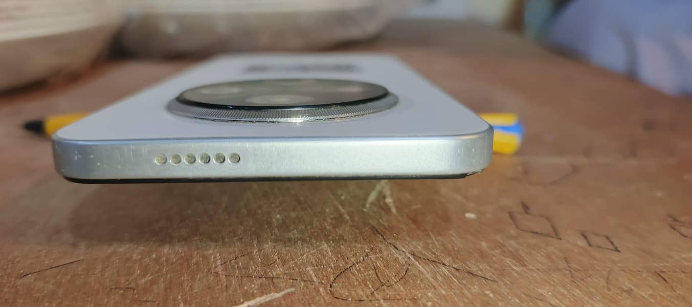Tecno SPARK 30C 1
