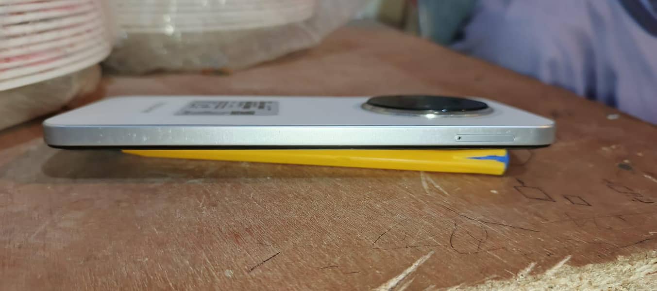 Tecno SPARK 30C 4