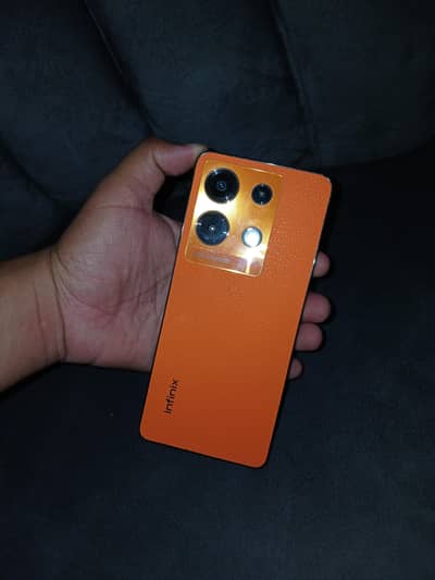 Infinix Note 30