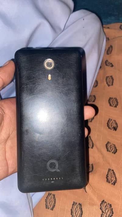 QMobile QPlay