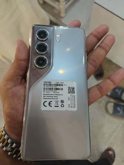 Tecno CAMON 40 Pro