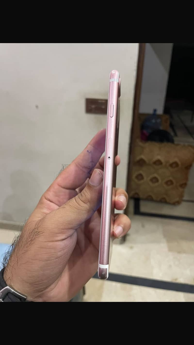 Apple iPhone 7 Plus 4