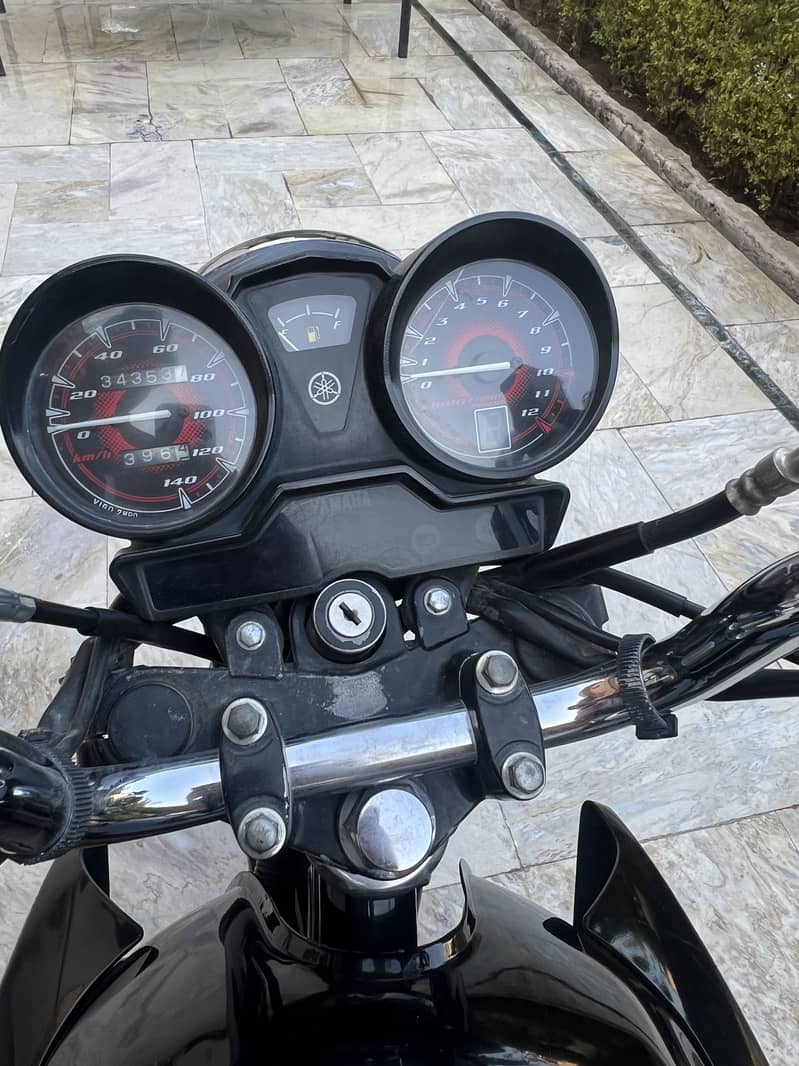 YBR 125cc 2