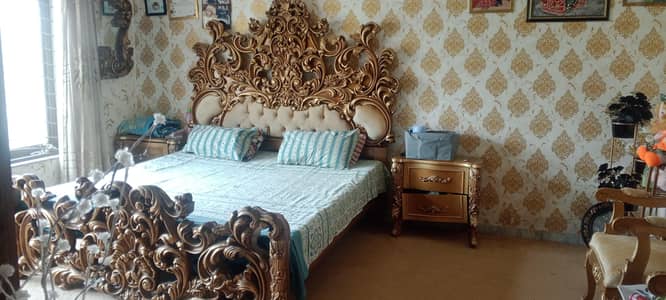 bed dressing side table