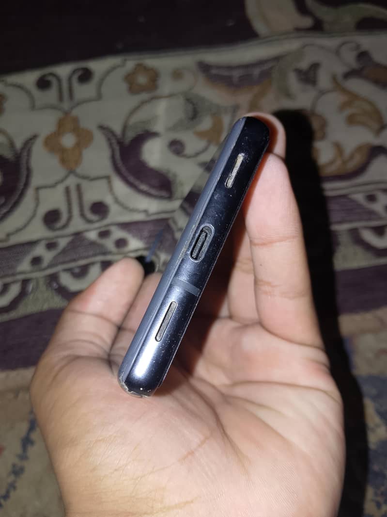 Google Pixel 7a 4