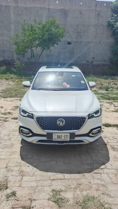 MG HS 2021