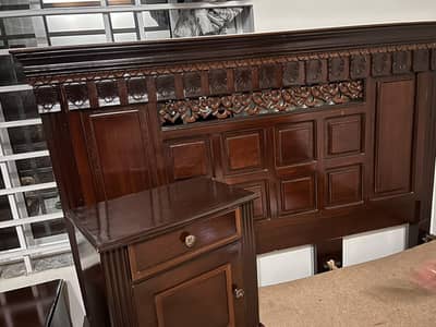 King size bed with side tables