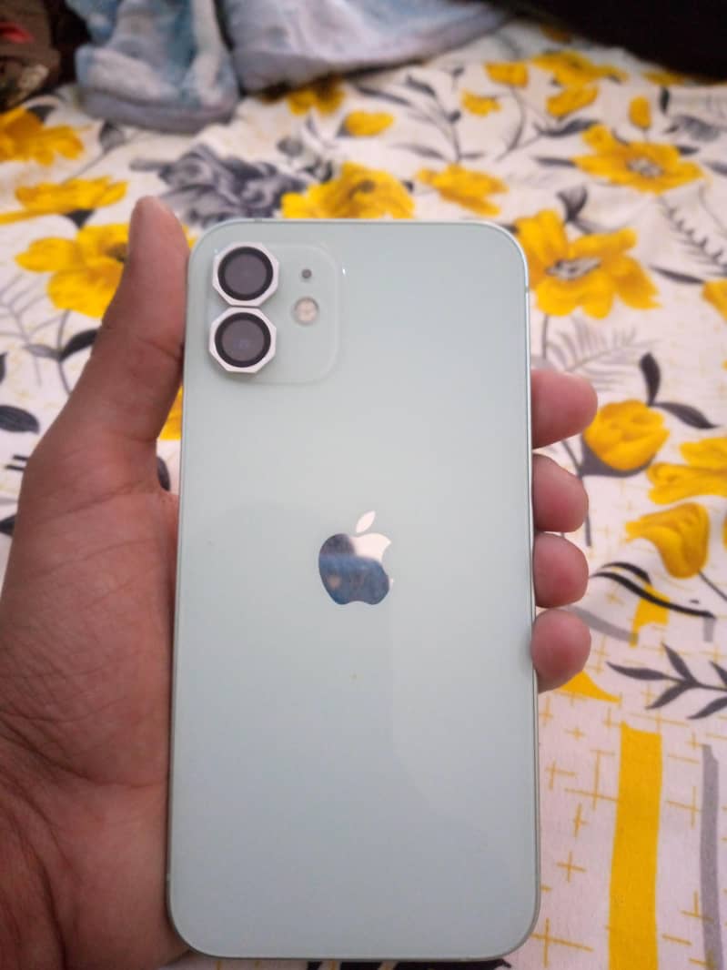 Apple iPhone 12 0