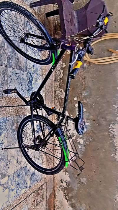 sports byecycle with 7 gairs