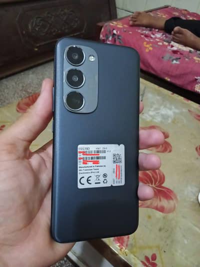 Tecno Spark 40 pro plus