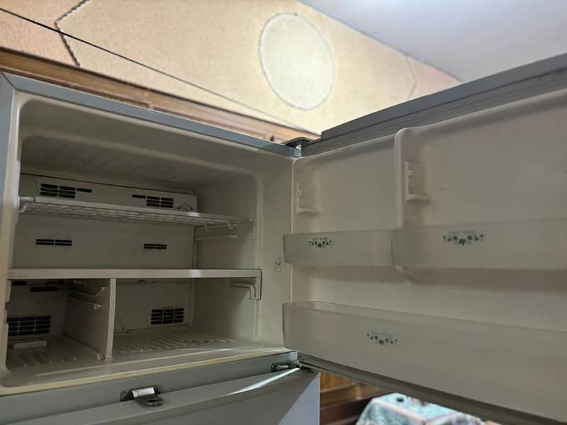 refrigerator 3