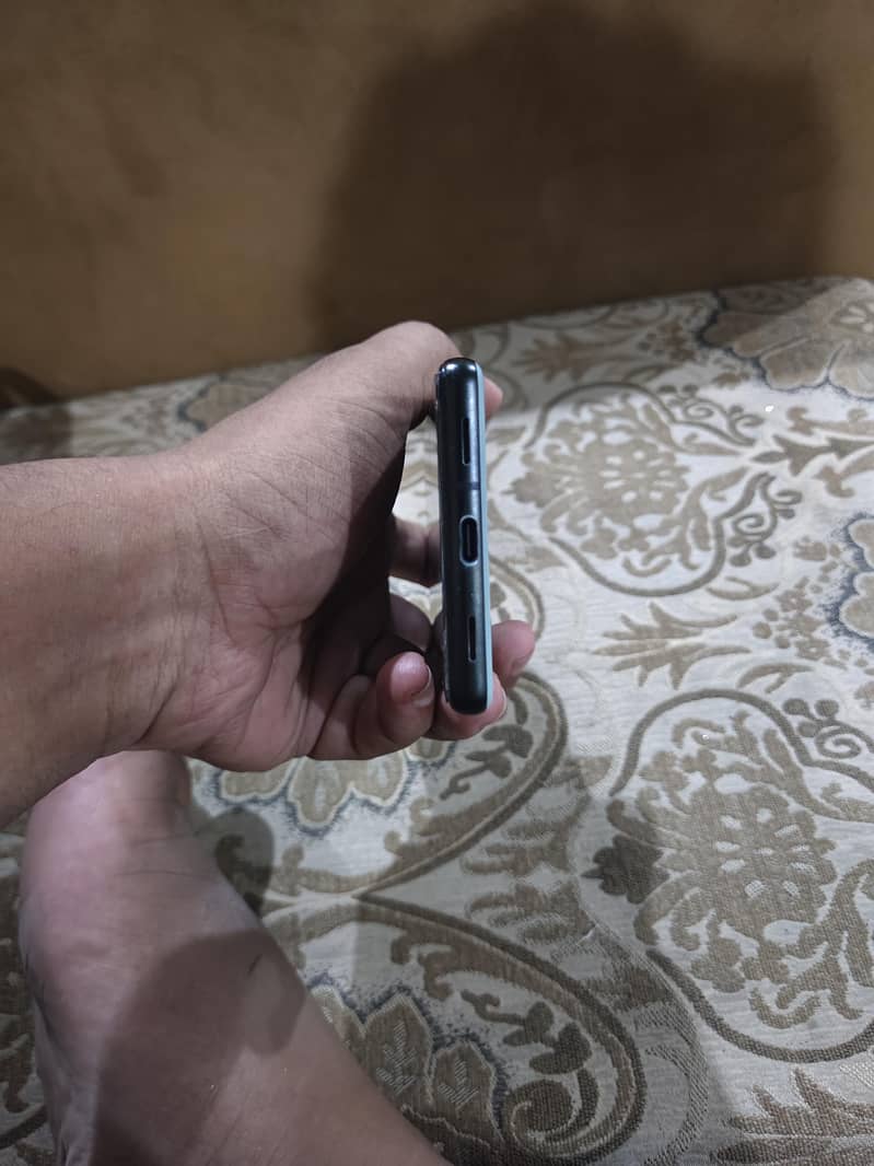 Google Pixel 6a 4