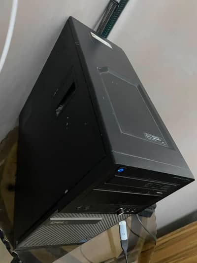 Dell pc with 2 gb graphics card