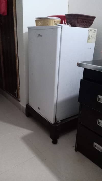 Mini Fridge