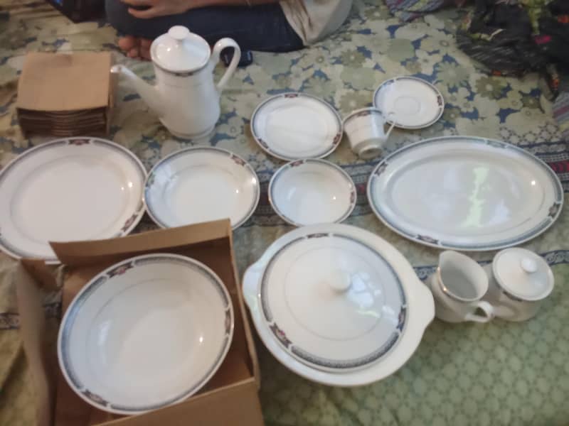 58pc murble dinner set 1