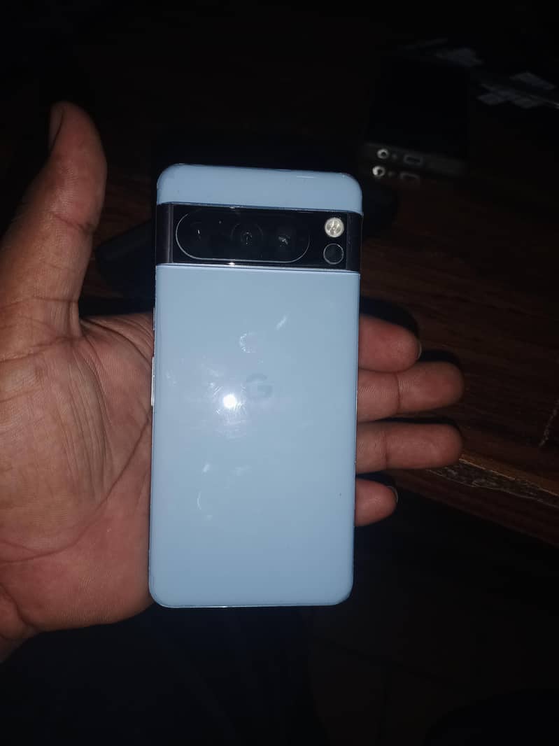 Google Pixel 8 Pro 1