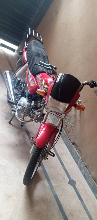 Automatic petrol bike. no Clutch . No Gear. self start brand new