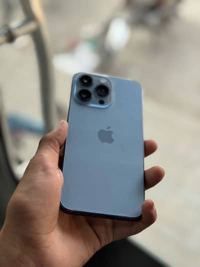 iPhone 13 pro FU 256gb 4 month sim time