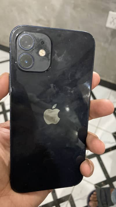 Apple iPhone 12