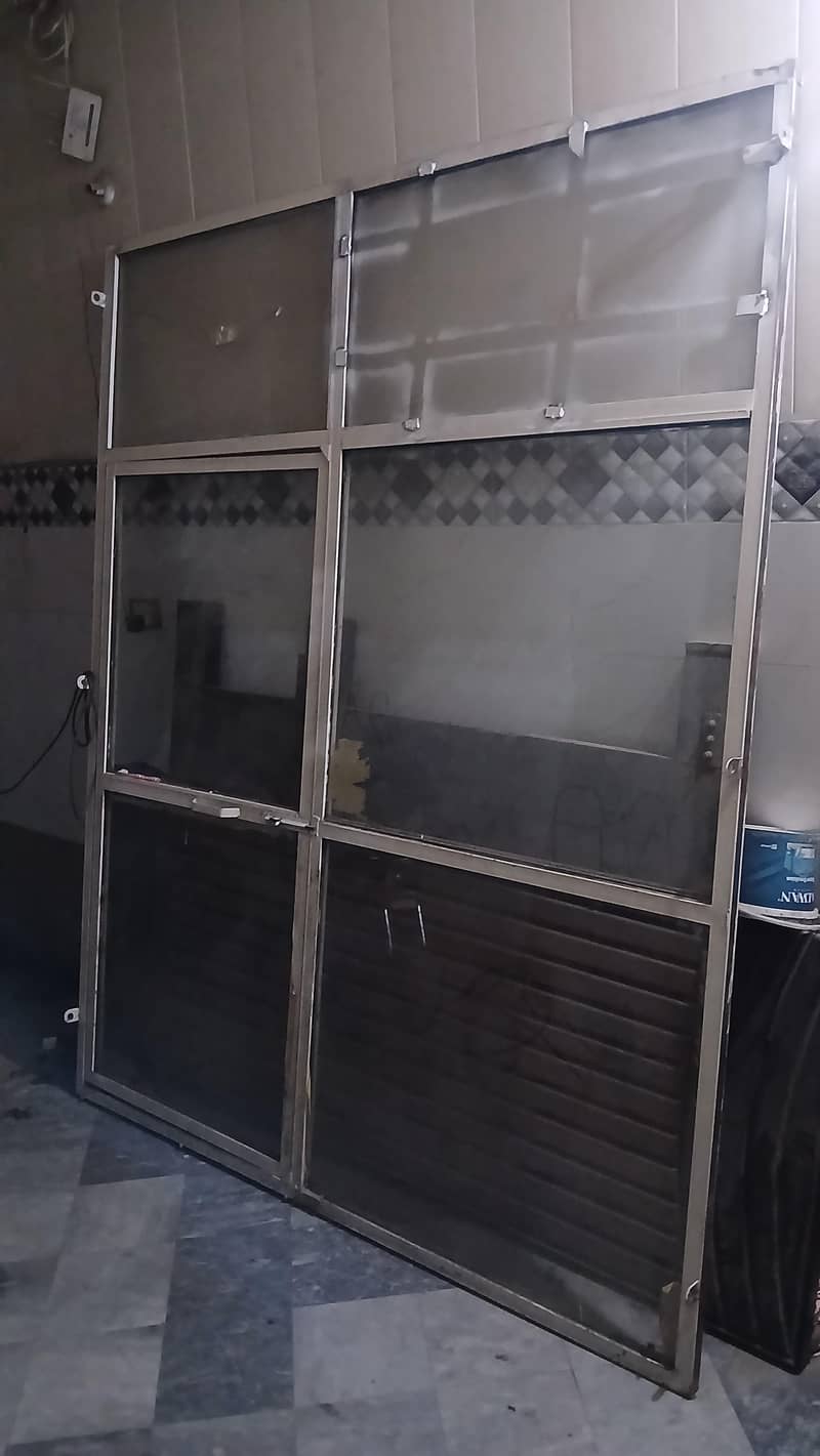 mirror shop frame 0