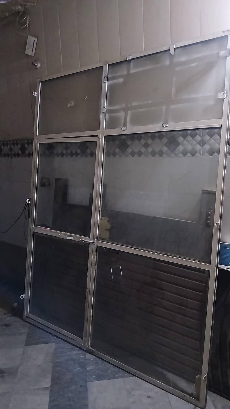mirror shop frame 1