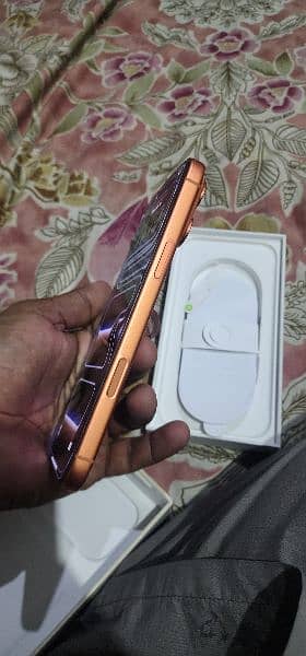 apple iPhone 17 pro max 98 health all ok