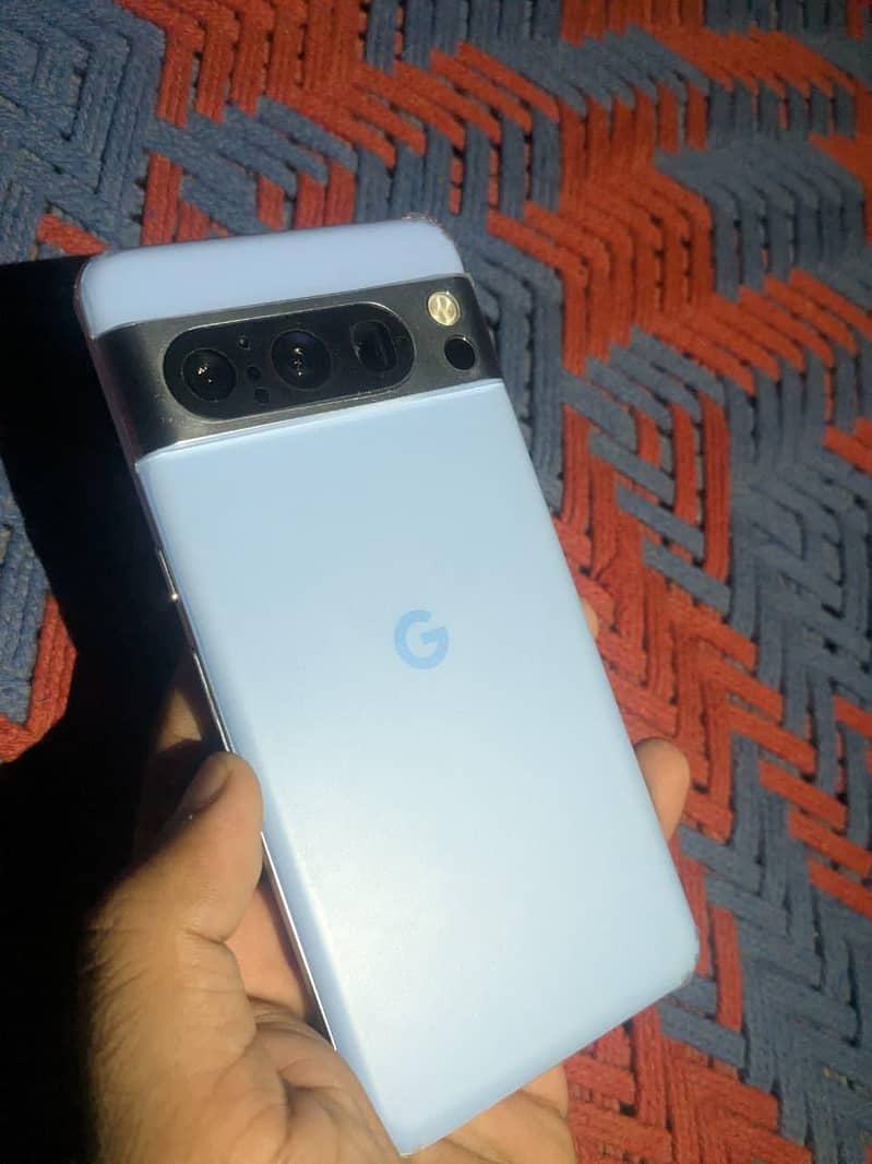 Google Pixel 8 Pro 0