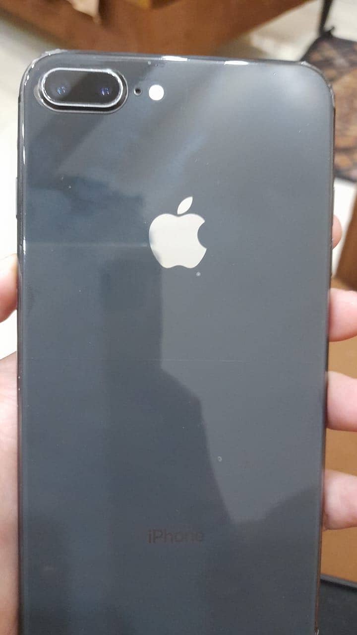 IPHONE 8 PlUS 0