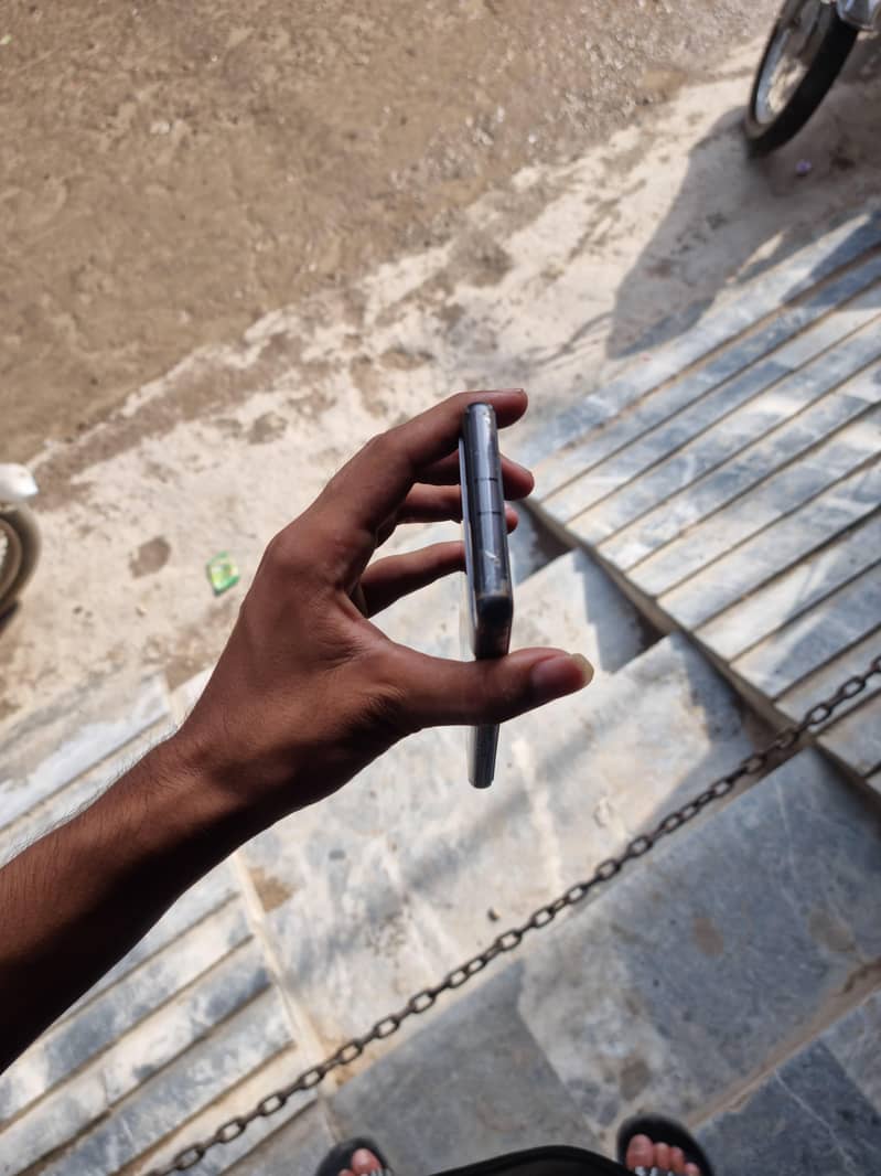 Google Pixel 7a 3