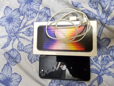 Apple iPhone SE