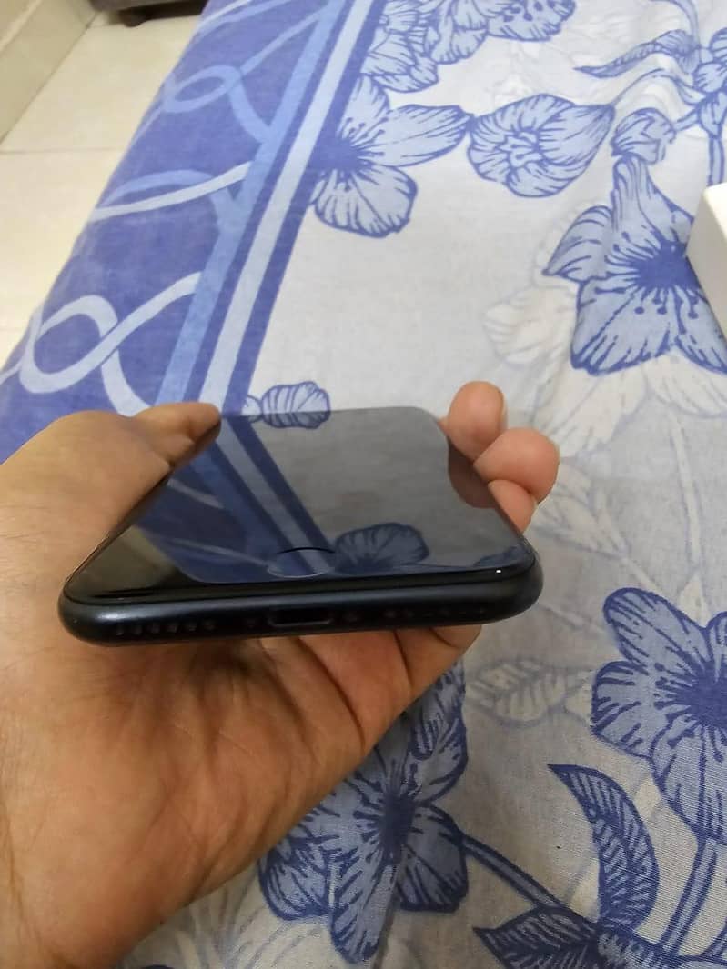 Apple iPhone SE 2