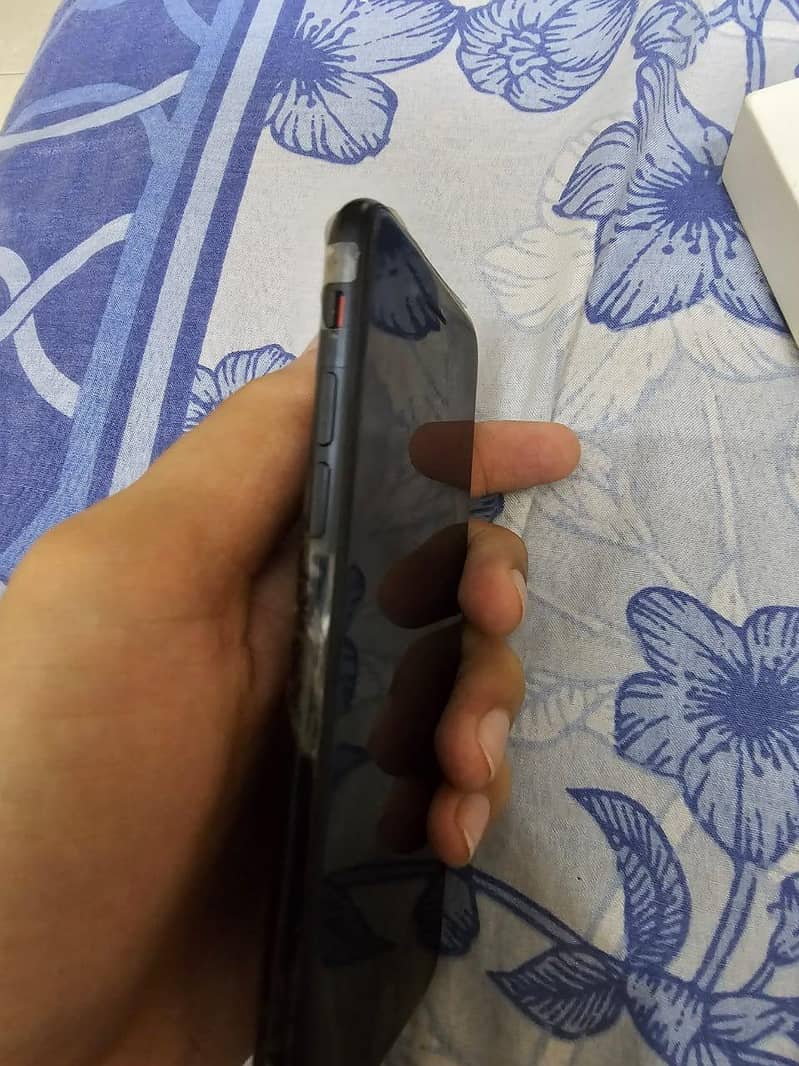 Apple iPhone SE 4