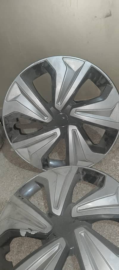 15 size ke wheel cup han bhut ache han WhatsApp 03070118154