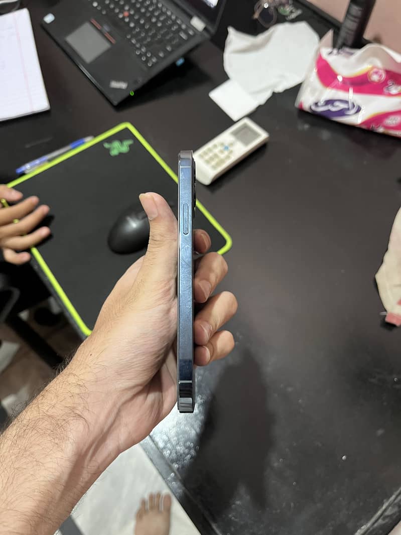 iphone 12 pro 3