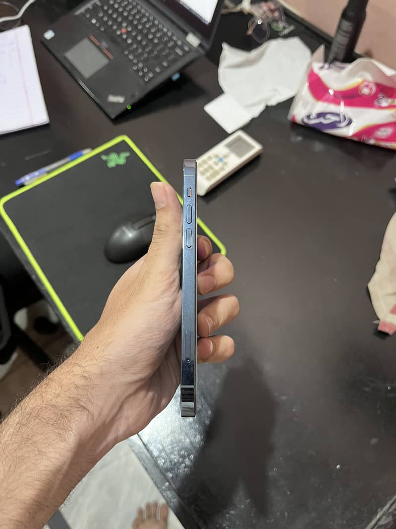 iphone 12 pro 5