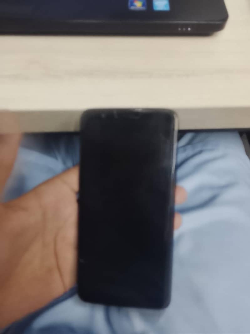 One Plus 5T 1