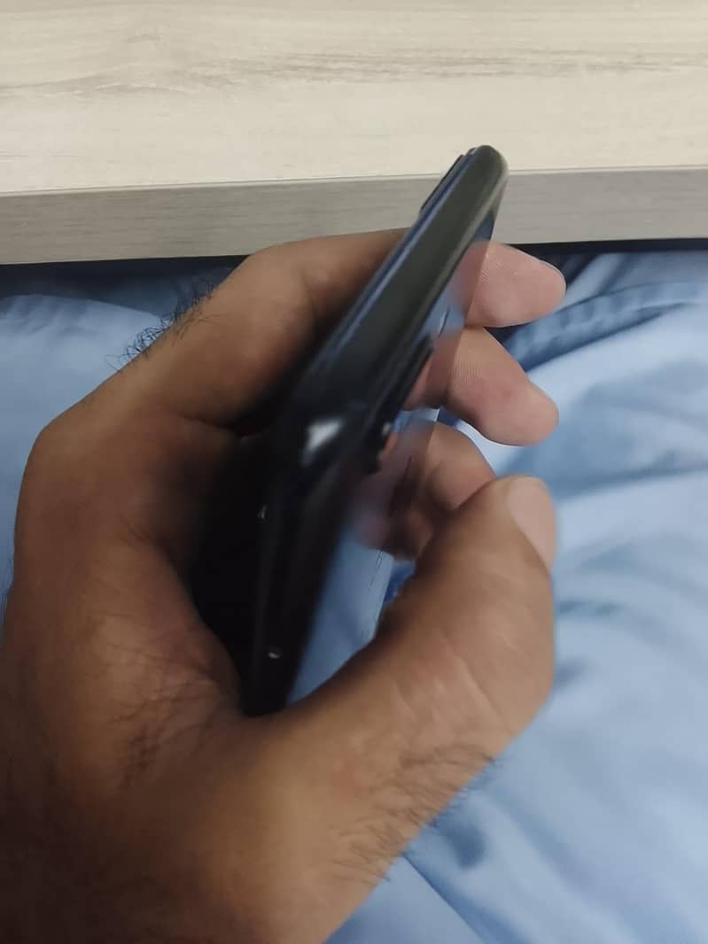One Plus 5T 3